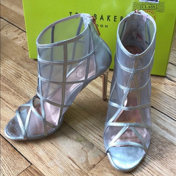 Ted Baker London Shoes - 🎉 Ted Baker Xstal Fashion Bootie!!